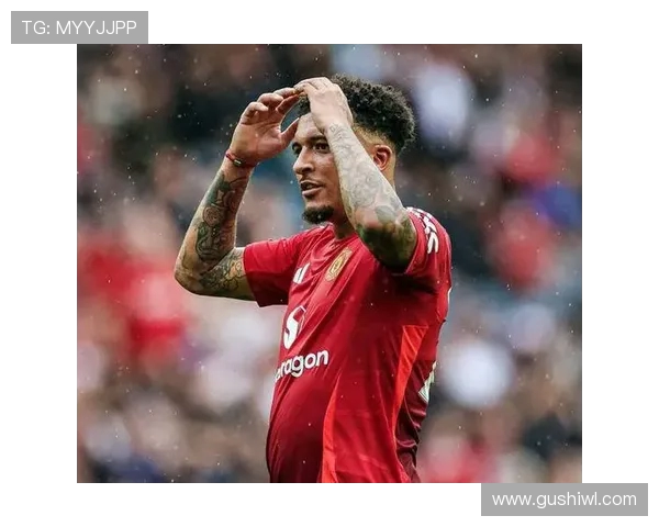 508 万评论引爆！贝西克塔斯球迷疯狂招揽桑乔，曼联弃将离队倒计时？